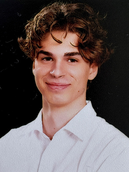 Profilna fotografija Nemanje Petrovića